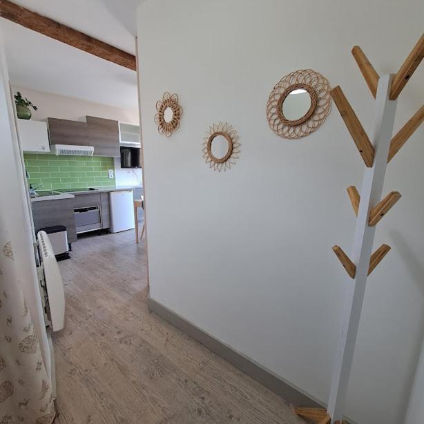 Апартаменты Chez Christine Et Fabrice Фон-Ромё Экстерьер фото
